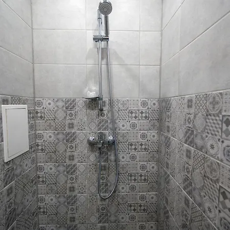 Apartment Beautiful Two-bedroom In City Center *